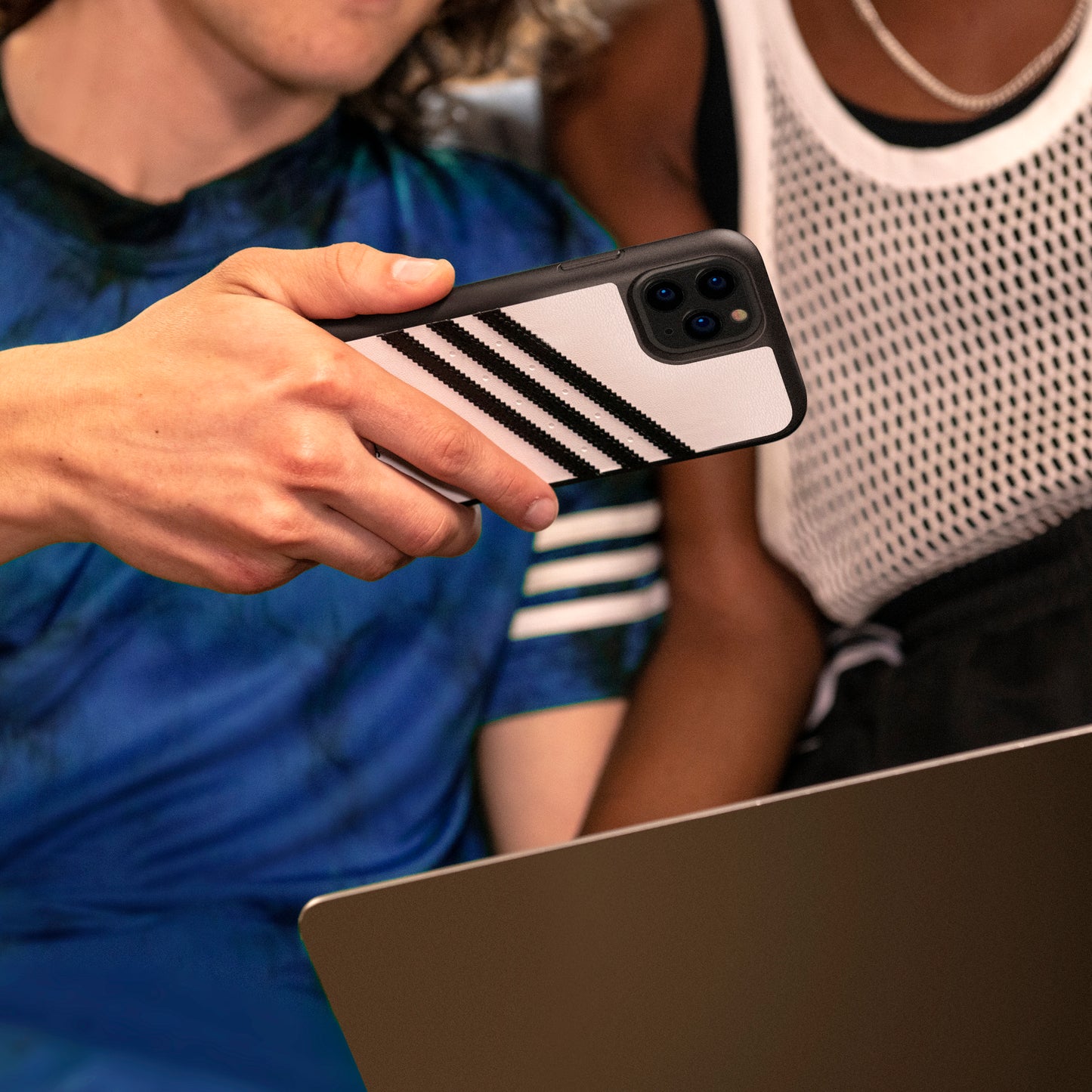 adidas Originals 3-Stripe Samba Case for iPhone XR / 11 - White