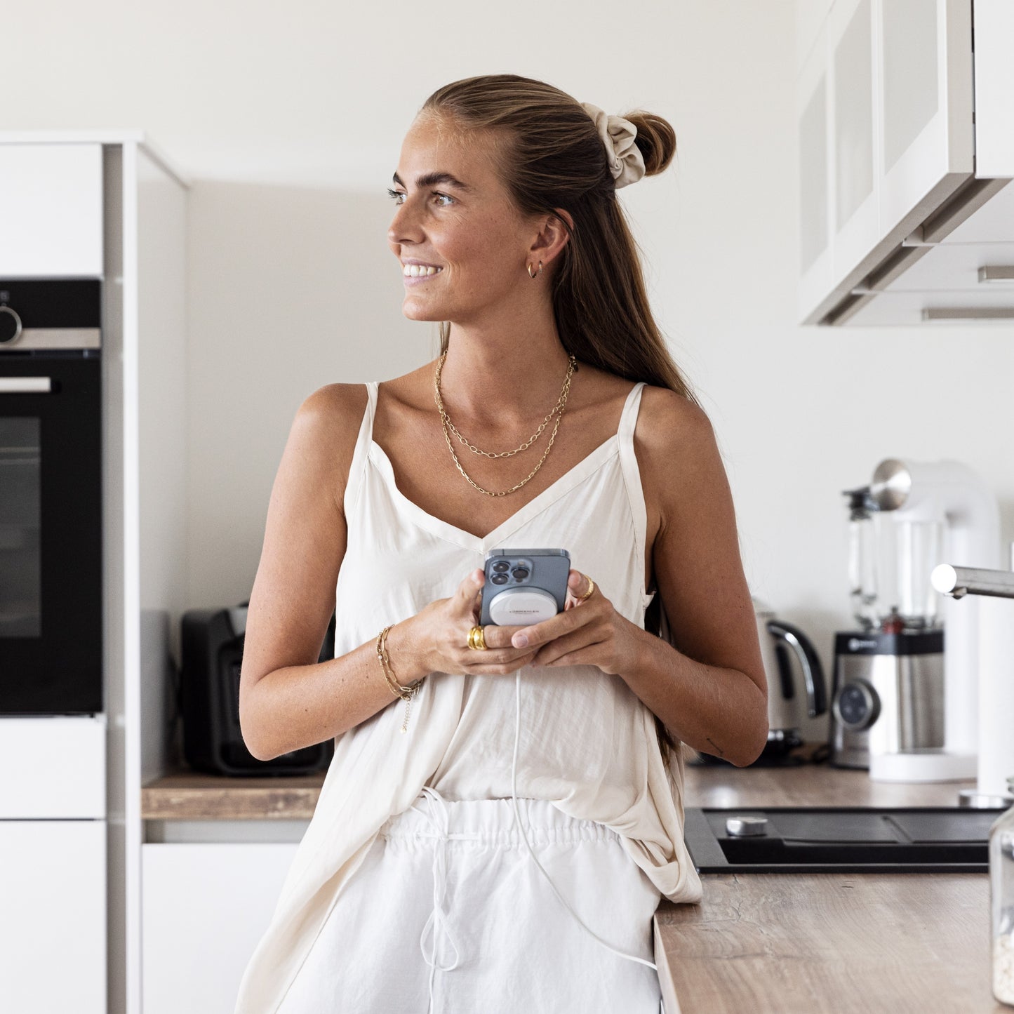 Aura Mini - White